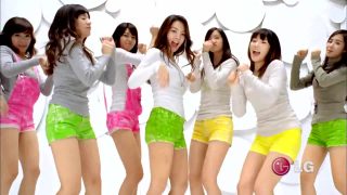 Girls' Generation 소녀시대 GEE