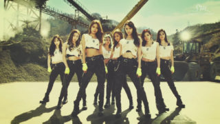 Girls' Generation 소녀시대 Catch Me If You Can MV (Korean ver.)