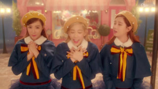 Girls’ Generation-TTS 소녀시대-태티서 Dear Santa (English ver.)